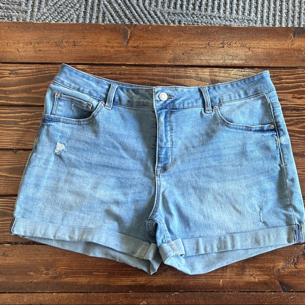 Time and Tru Light Blue Jean Shorts